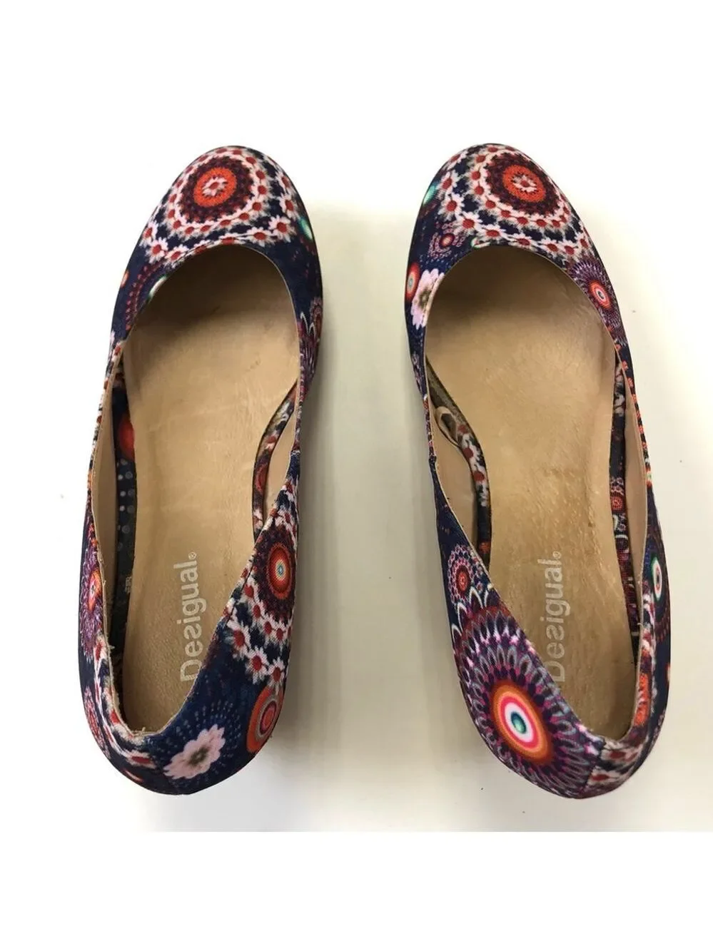 Desigual renown bright
